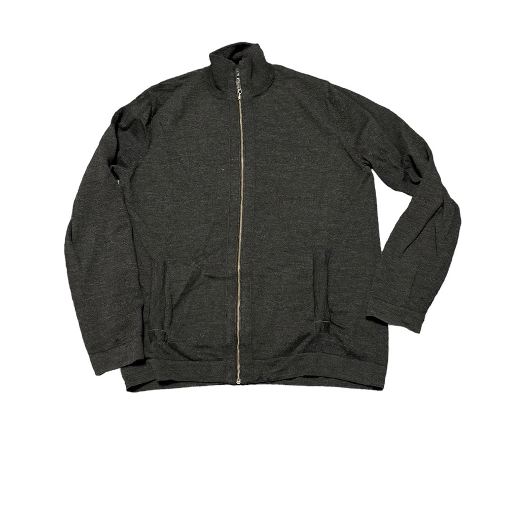 Lightweight wool men’s zip cardigan in grey. Size M. Gently worn.